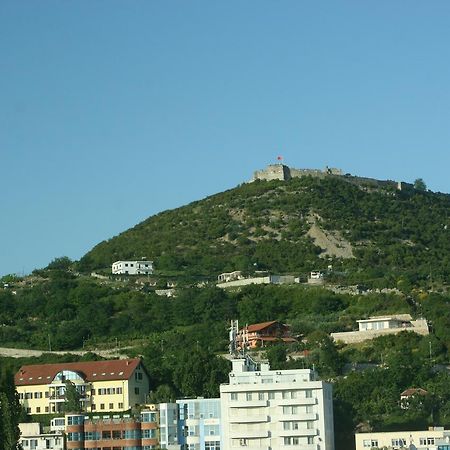 Hotel Siklad Lezhë Exterior foto